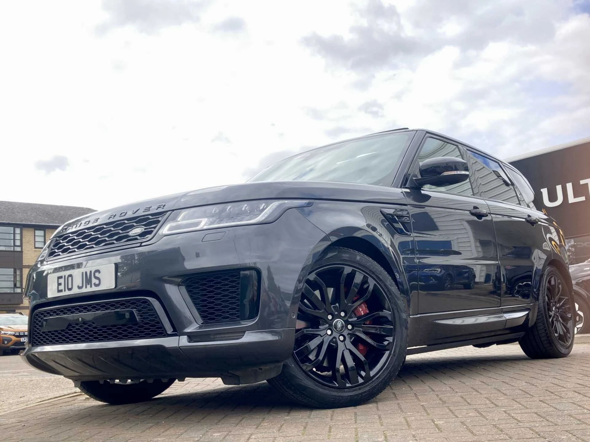 Vehicle image 7