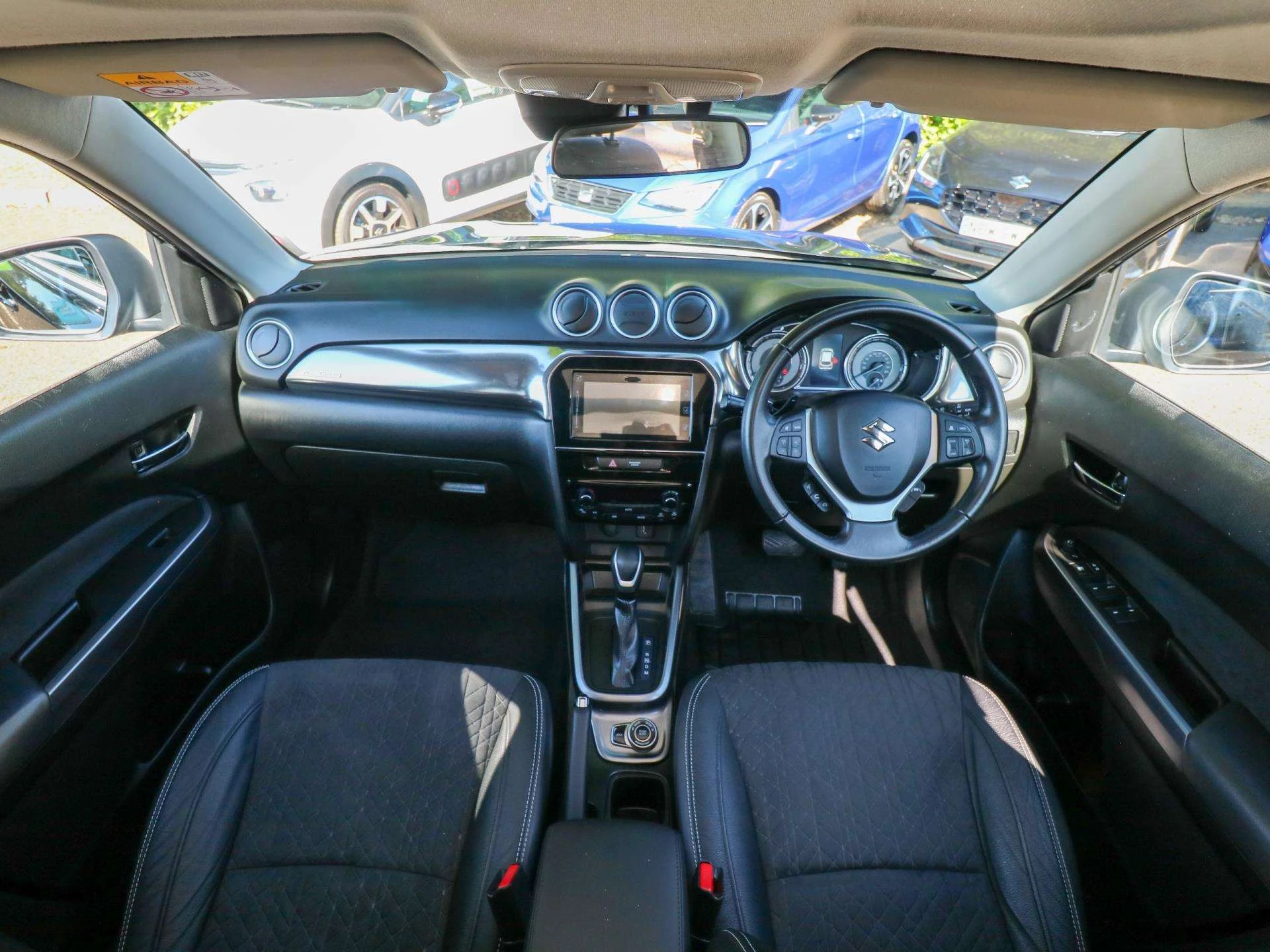 Vehicle image 4