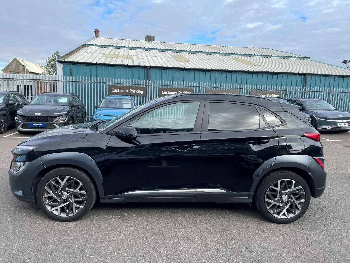 Vehicle image 5