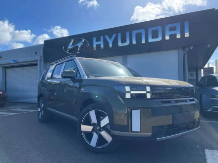 Hyundai Santa Fe Listing Image