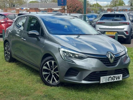 Renault Clio Listing Image