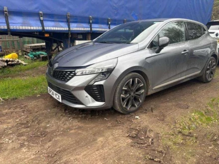 Renault Clio Listing Image