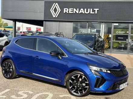 Renault Clio Listing Image