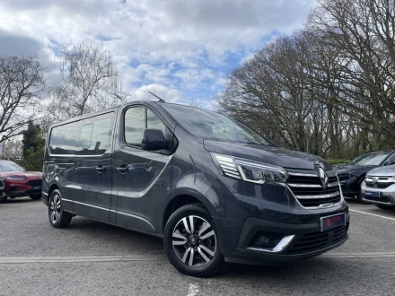 Renault Trafic Listing Image