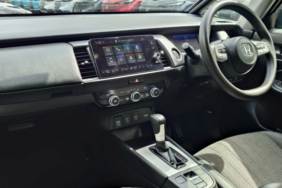 Vehicle Image - 1