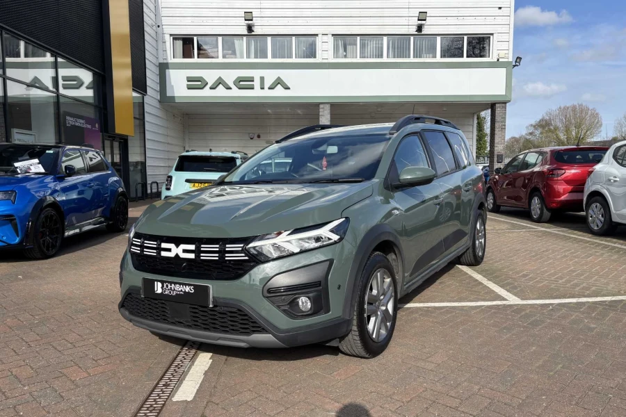 Vehicle Image - 3
