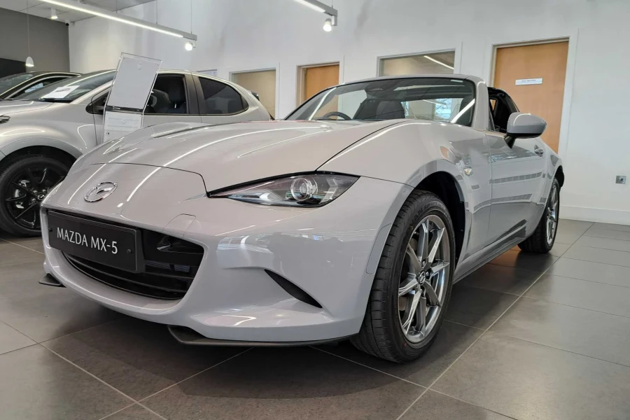 Vehicle Image - 0