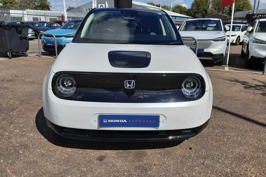 Vehicle Image - 2