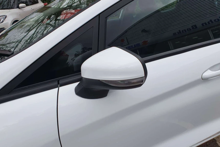 Vehicle Image - 3