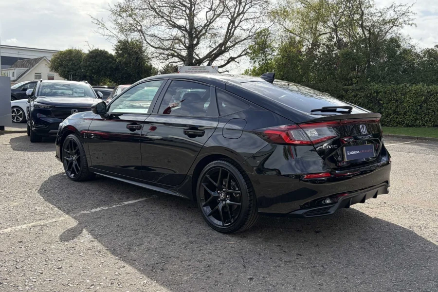 Vehicle Image - 2