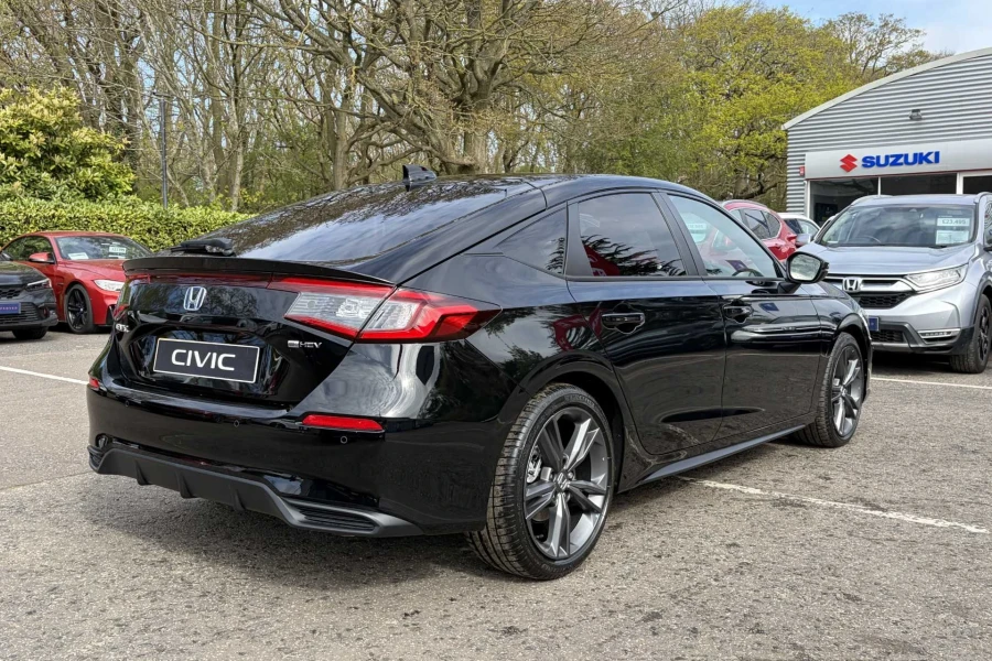 Vehicle Image - 3