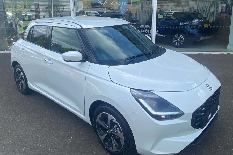 Vehicle Image - 0