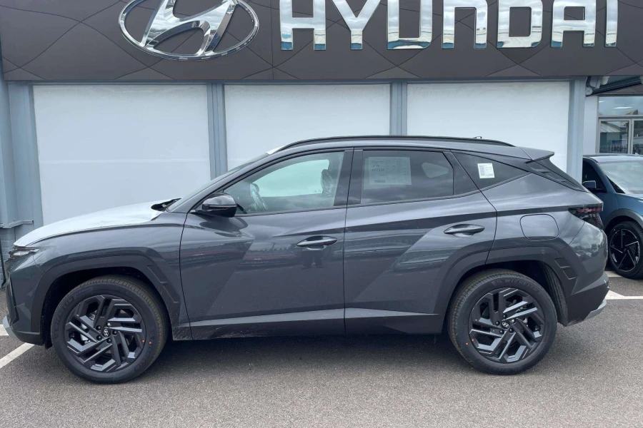 Vehicle Image - 2