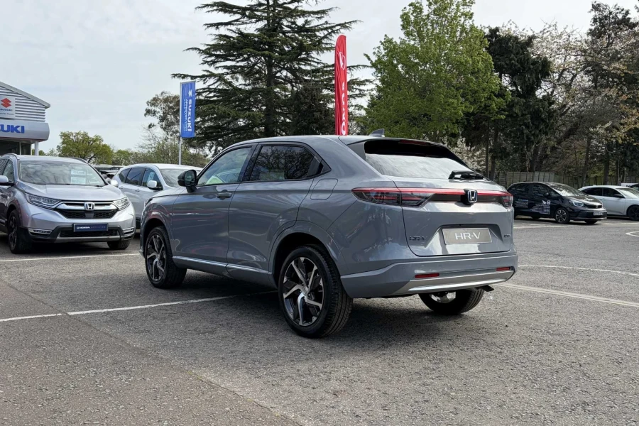 Vehicle Image - 2
