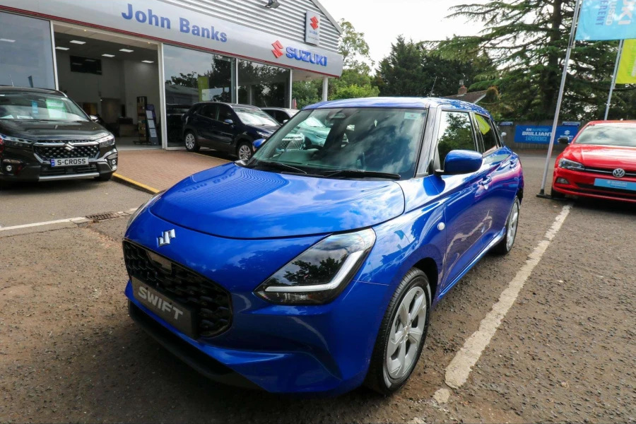 Vehicle Image - 2