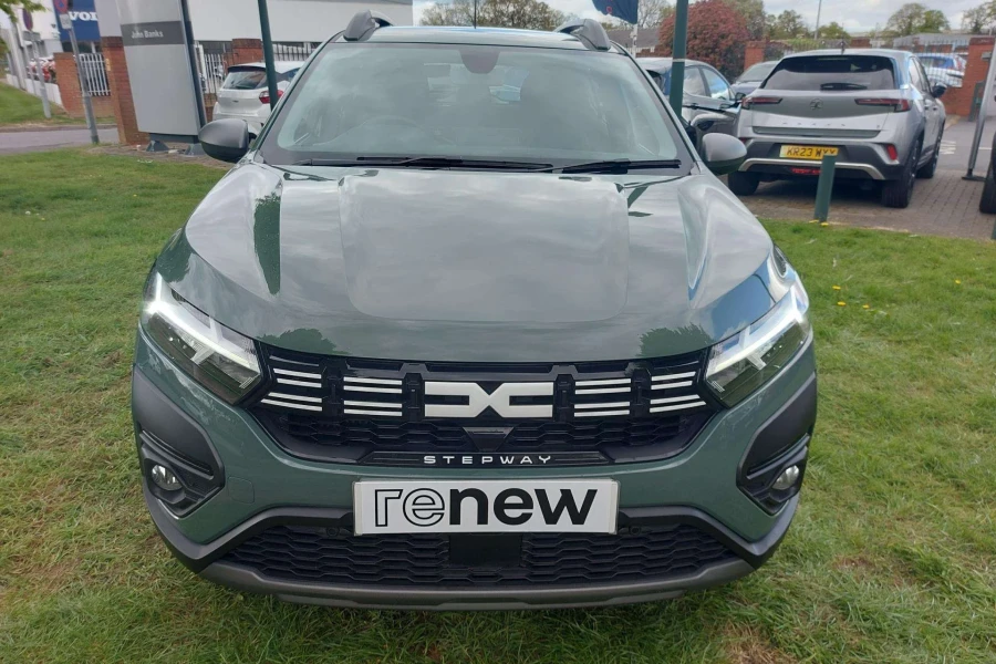 Vehicle Image - 1