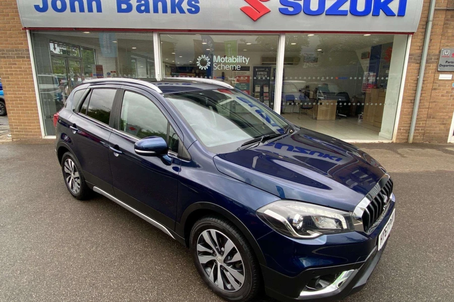 Vehicle Image - 2