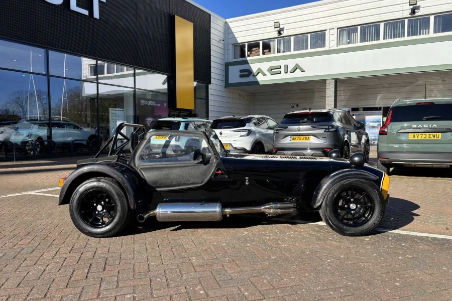 Vehicle Image - 2