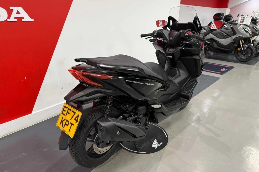 Vehicle Image - 2