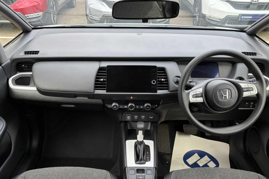 Vehicle Image - 3