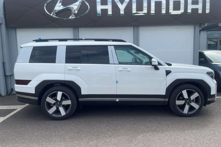 Vehicle Image - 1