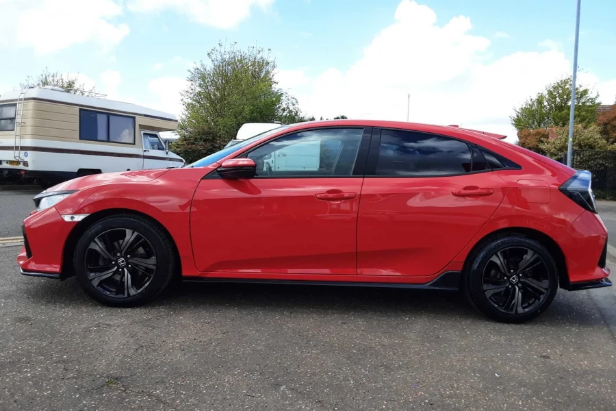 Vehicle Image - 3