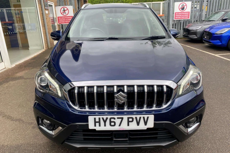 Vehicle Image - 3