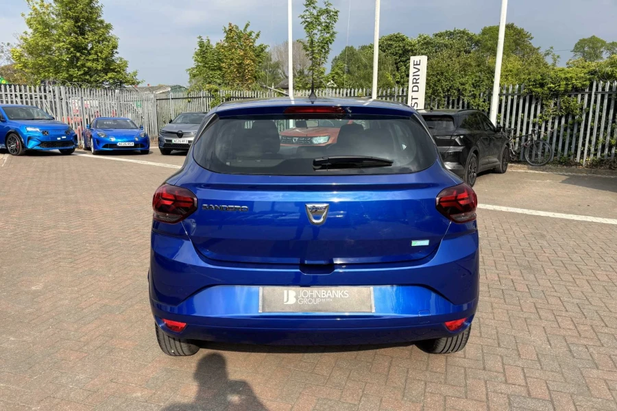 Vehicle Image - 2