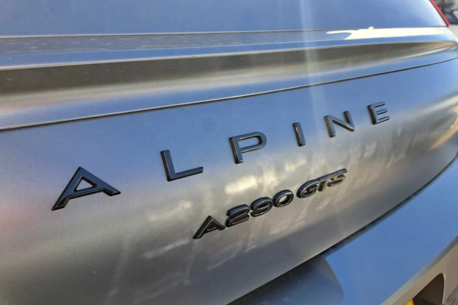 Vehicle Image - 3
