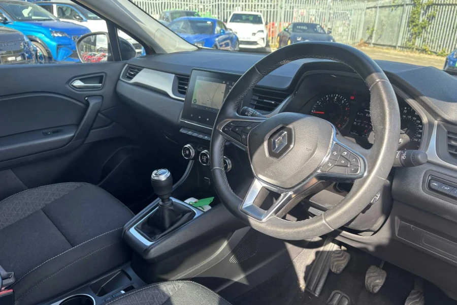 Vehicle Image - 3