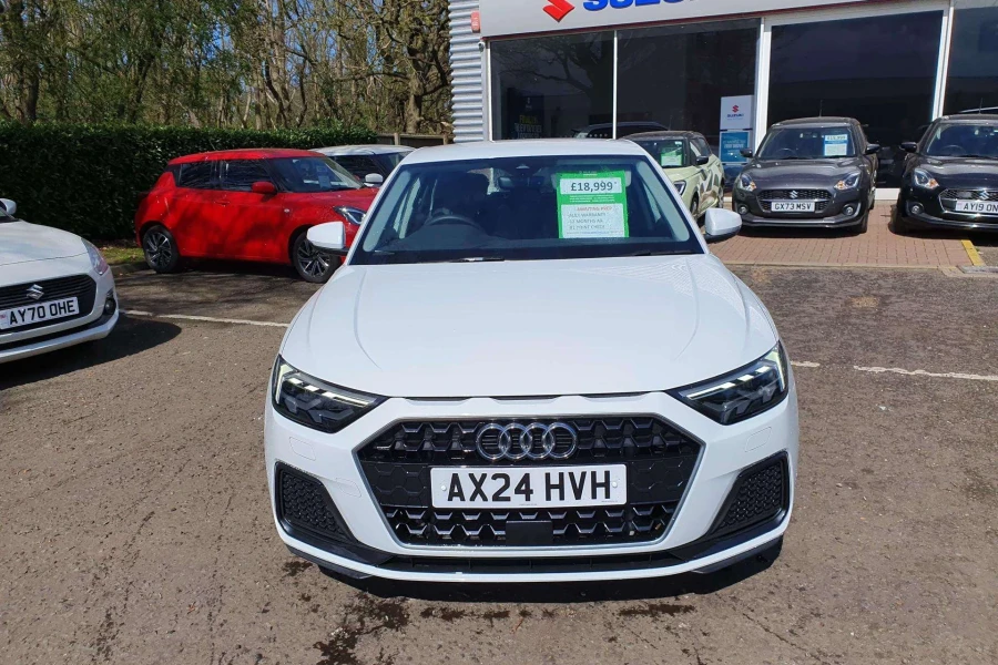 Vehicle Image - 1