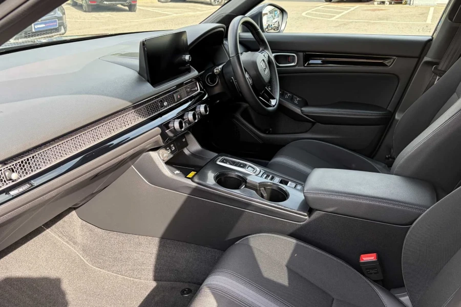 Vehicle Image - 1