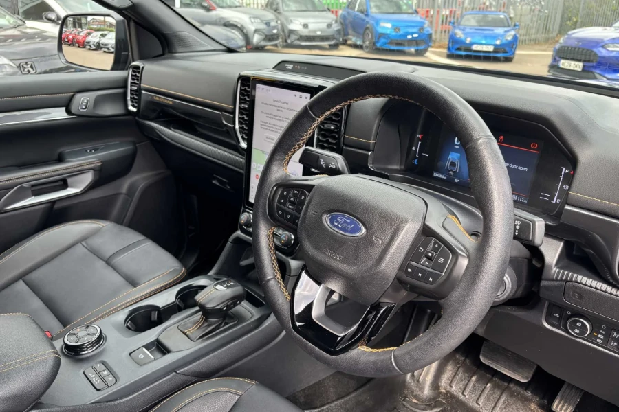 Vehicle Image - 3
