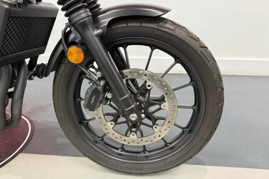 Vehicle Image - 3