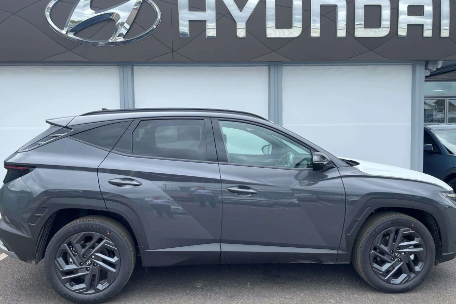 Vehicle Image - 1