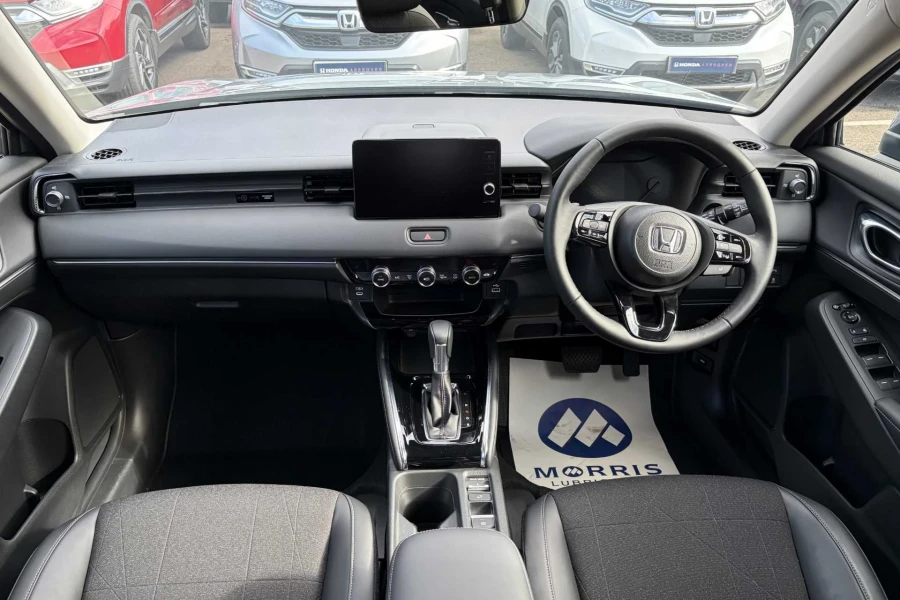 Vehicle Image - 3