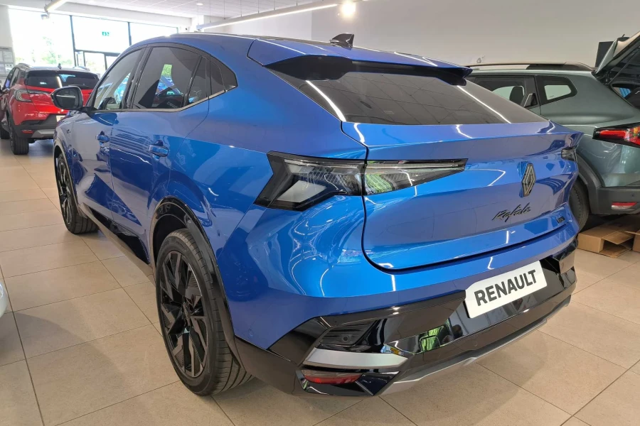 Vehicle Image - 3