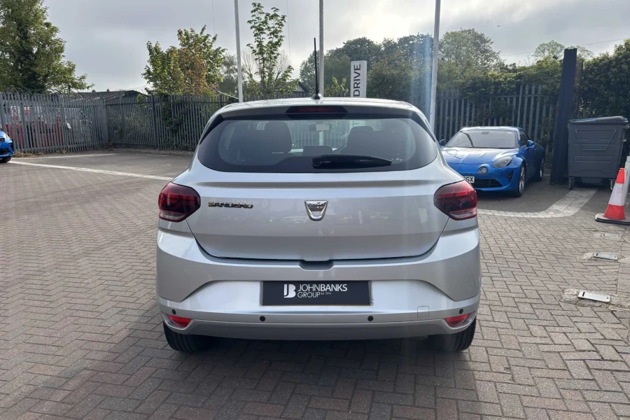Vehicle Image - 2