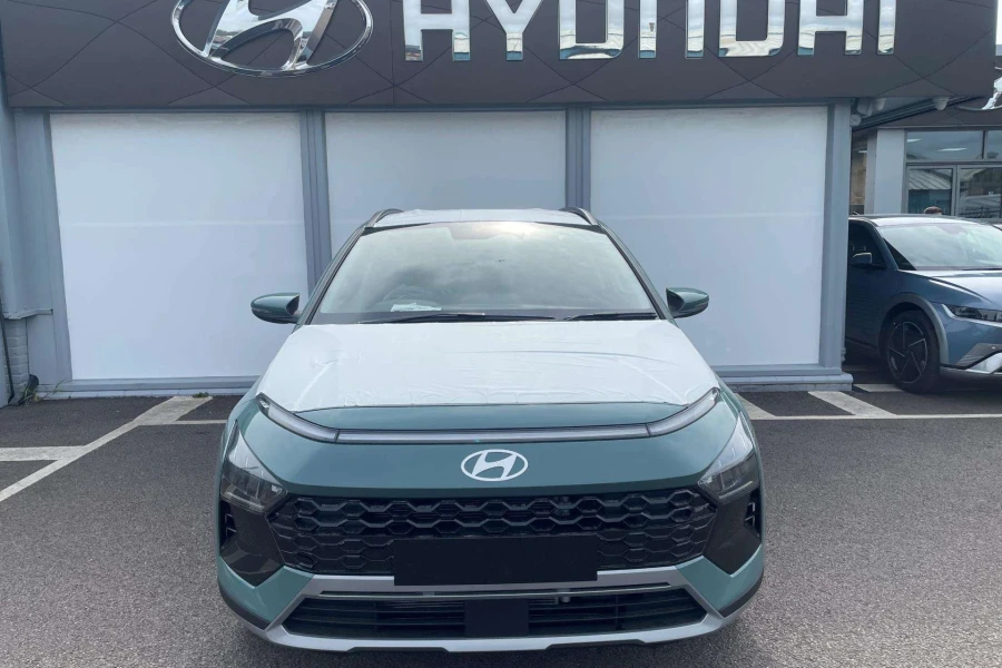 Vehicle Image - 2