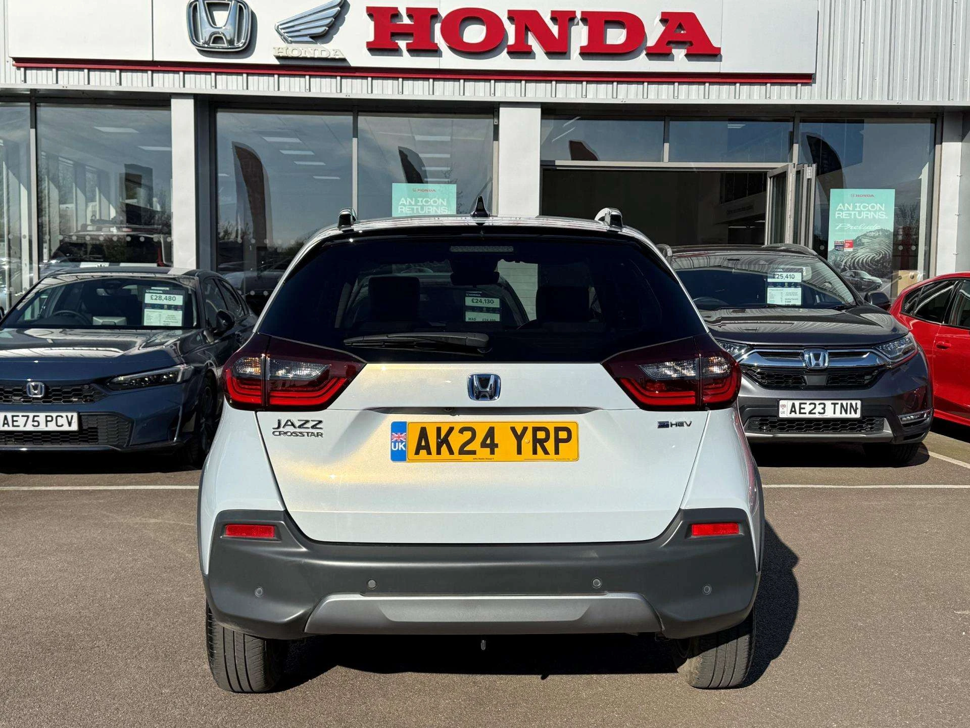 Vehicle image 7