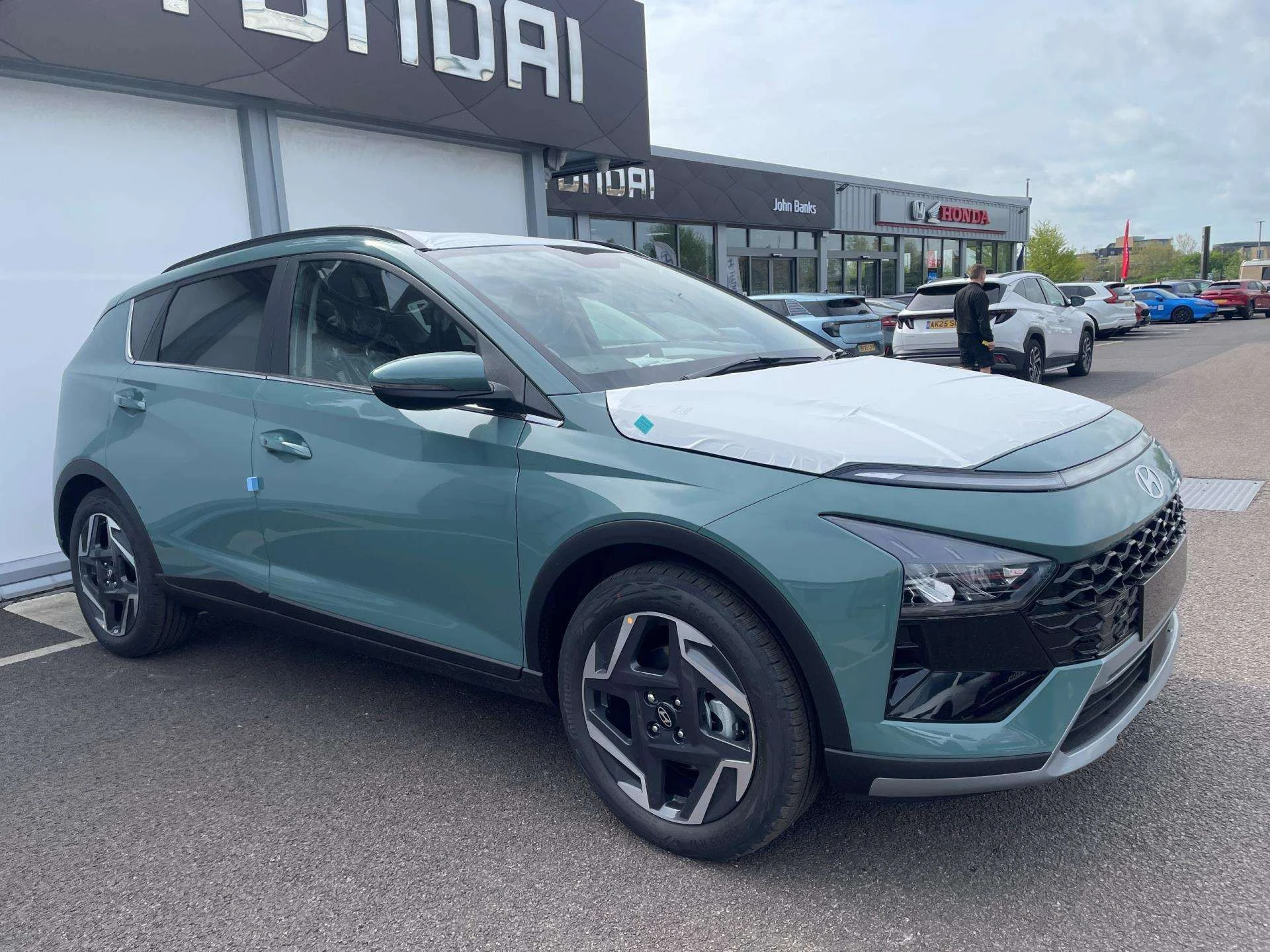 Vehicle image 4