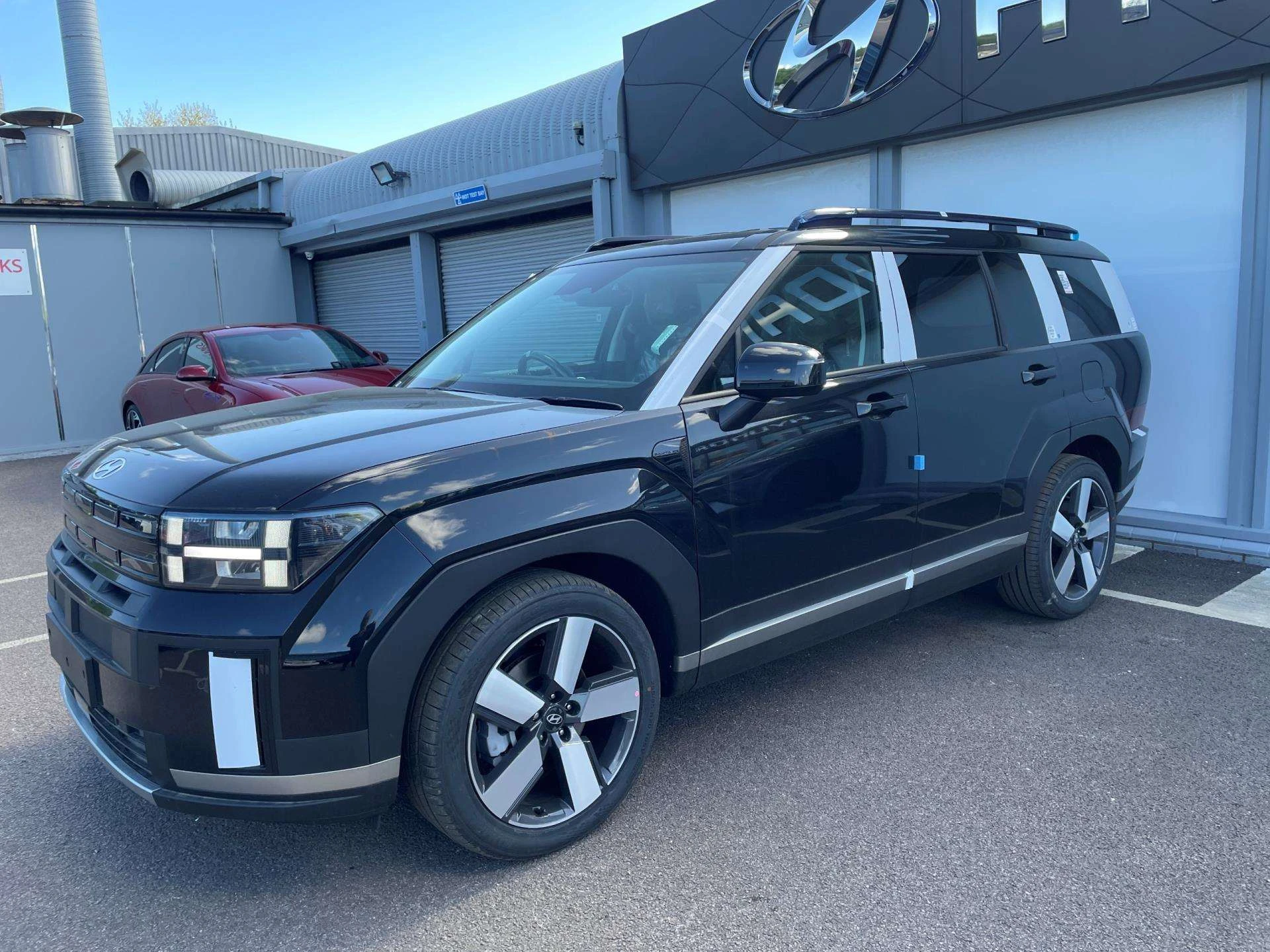Vehicle image 6
