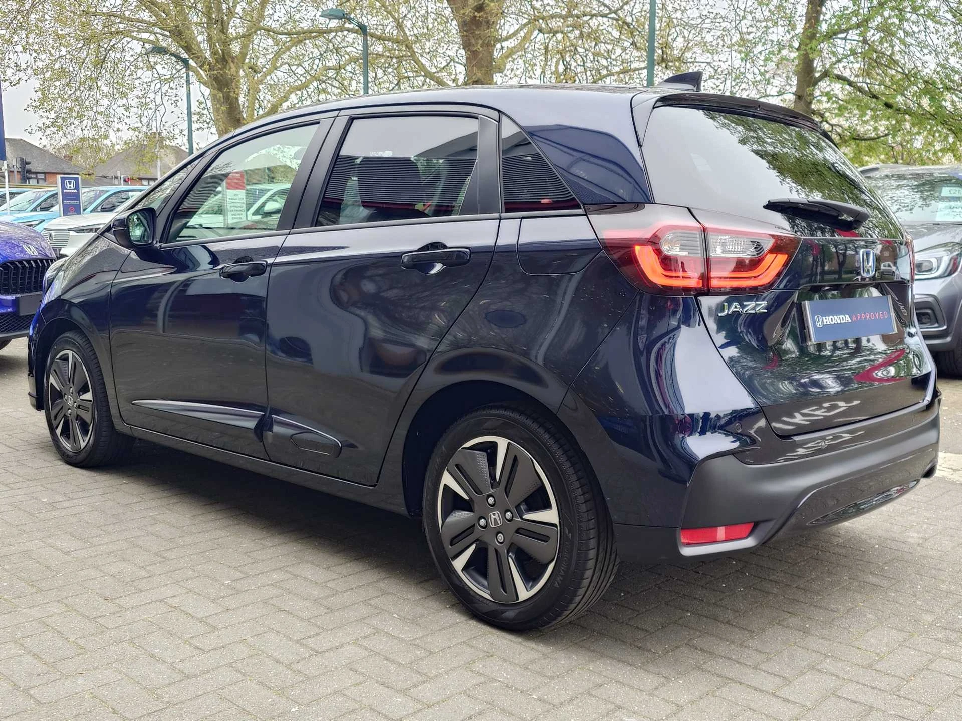 Vehicle image 3