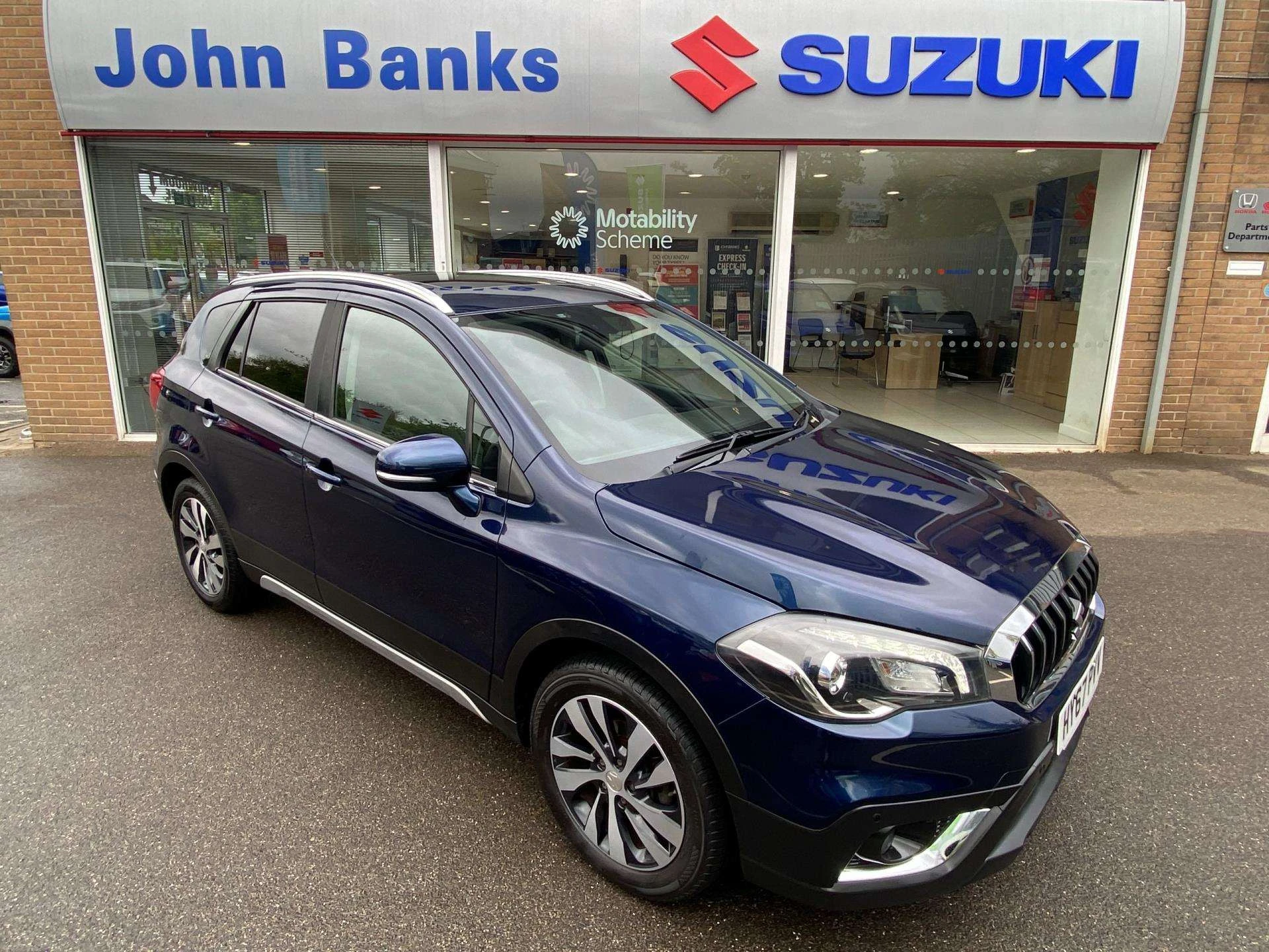 Vehicle image 3
