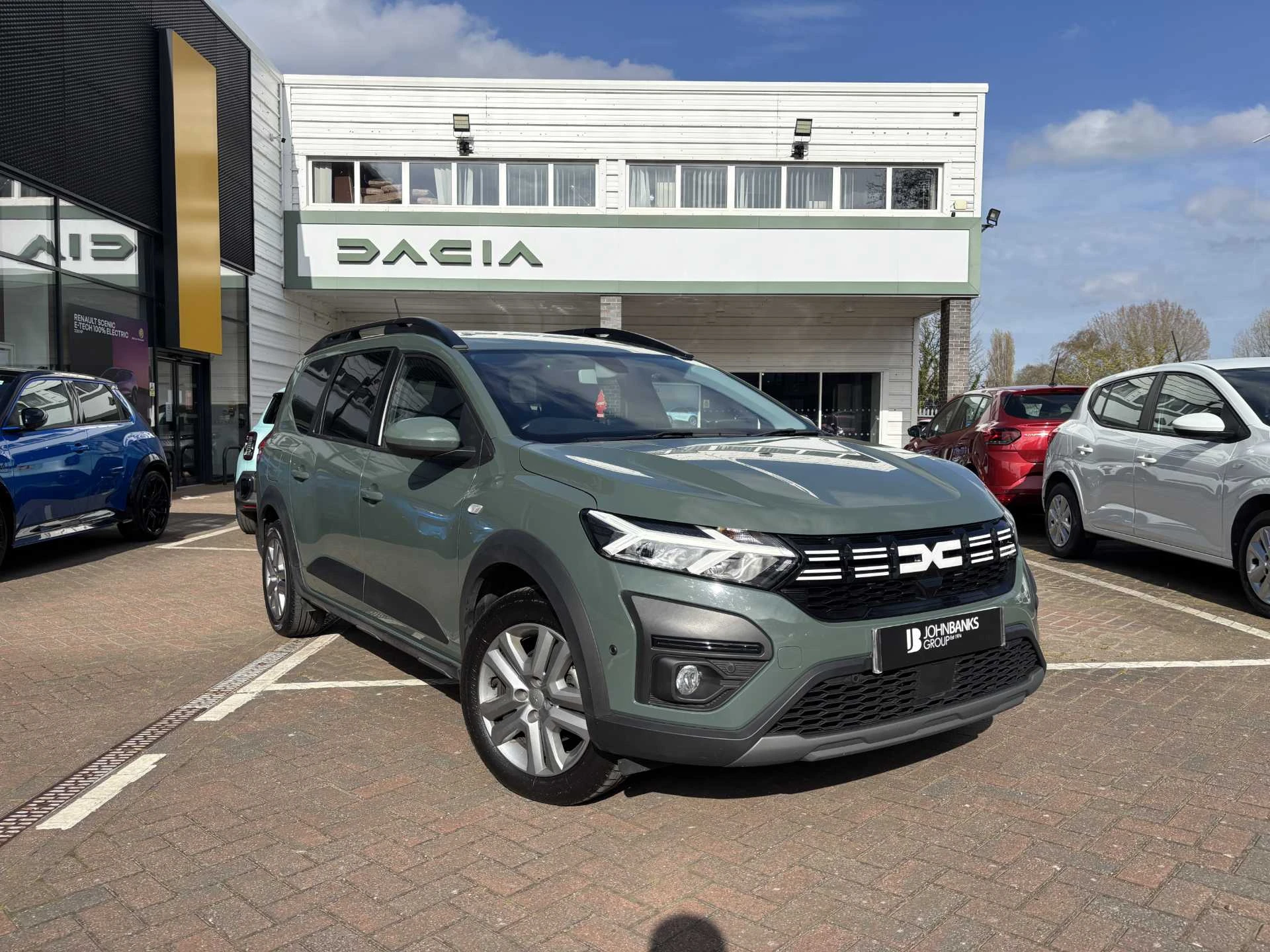 Vehicle image 1