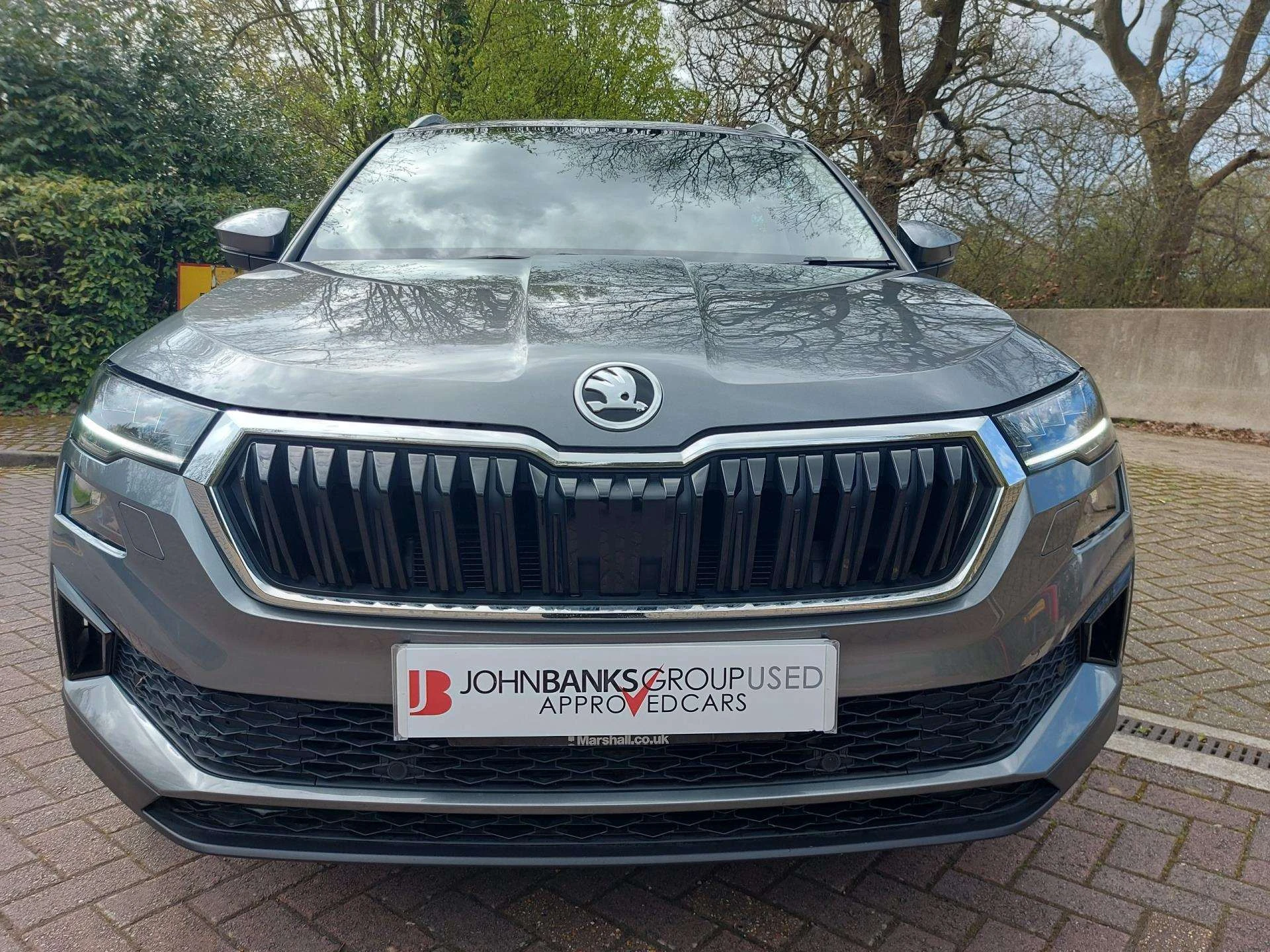 Vehicle image 6