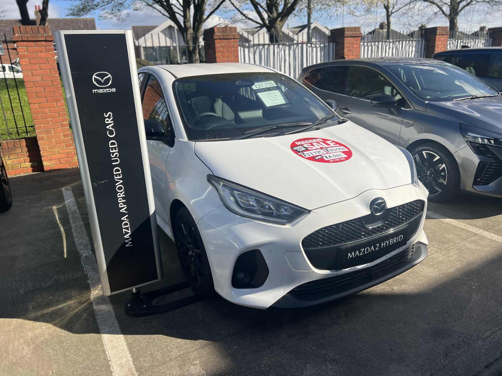 Vehicle image 7