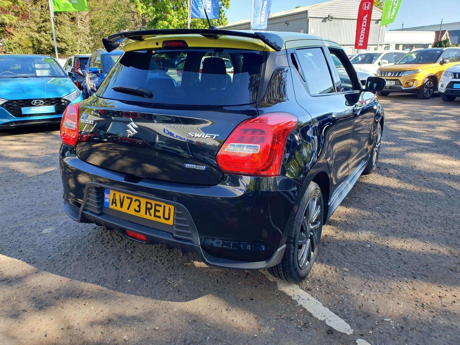 Vehicle image 6