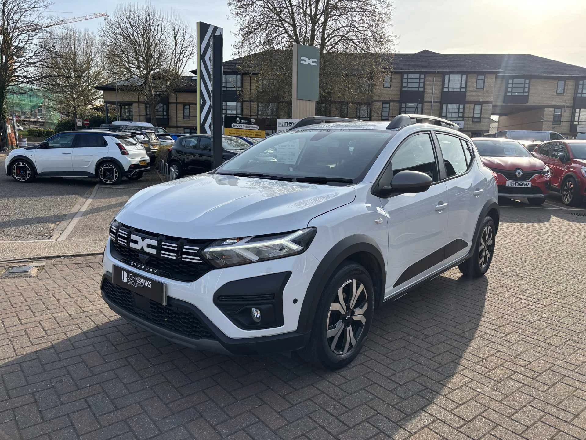 Vehicle image 7
