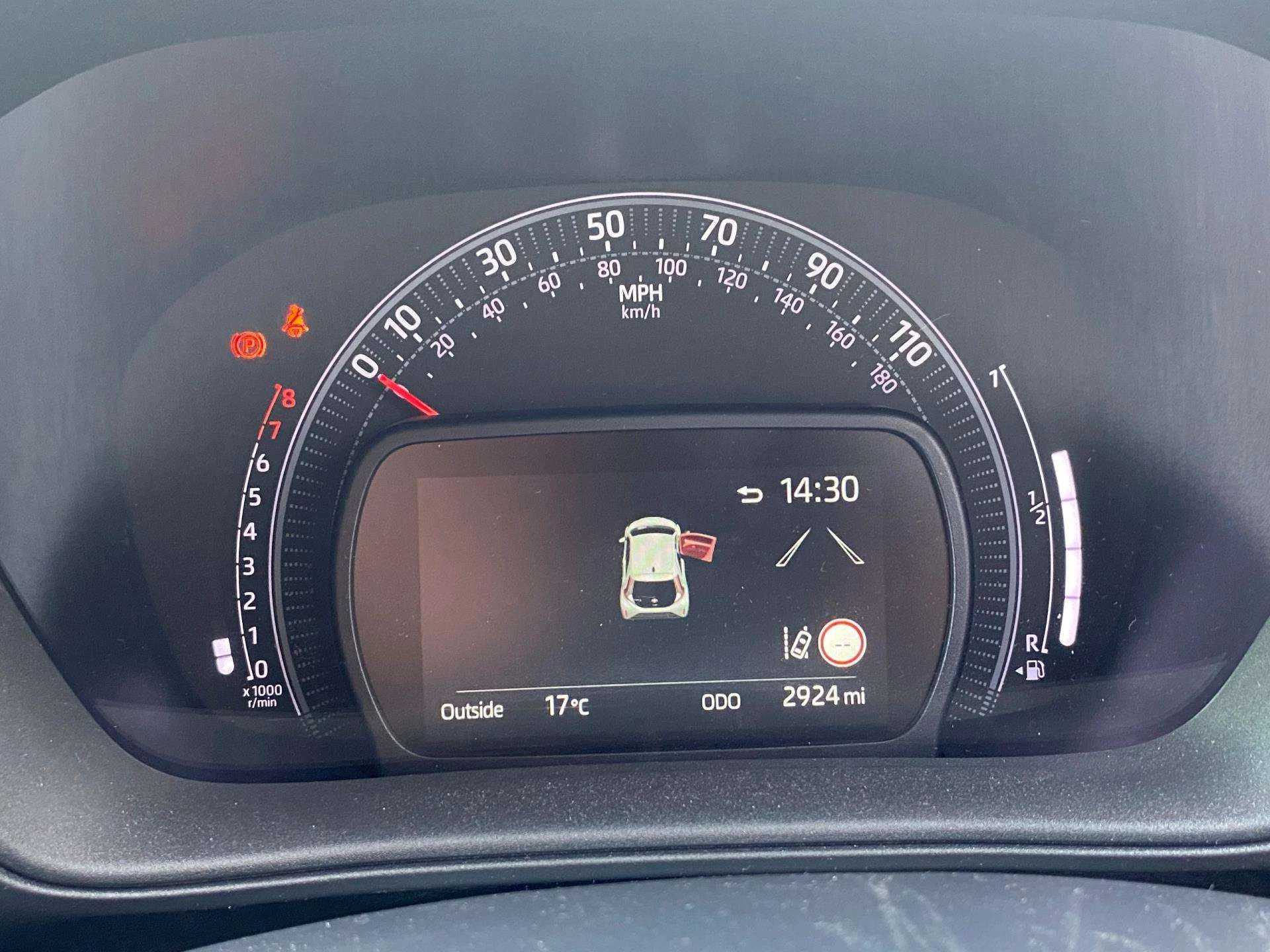 Vehicle image 7
